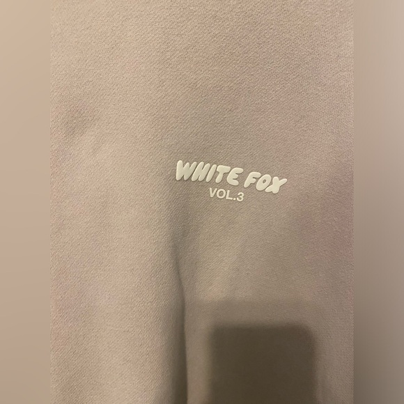 White Fox Hoodie Volume 3 moon M/L - Picture 4 of 9